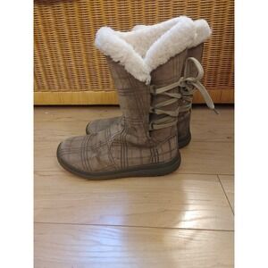 Moccasin Womens‎ Size 8 Brown Suede Lamb Fur Insulated Spring/Fall Boots Lace Up